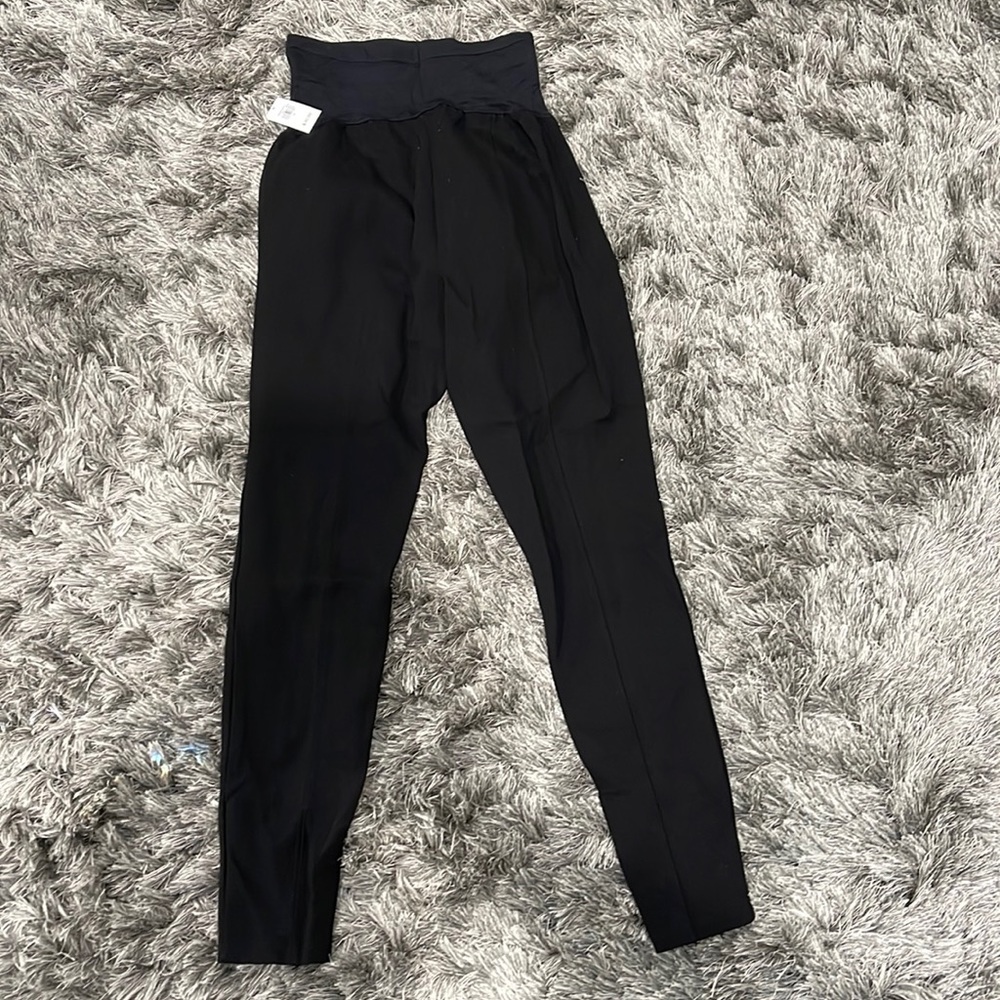 Old navy maternity leggings